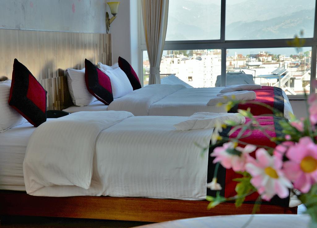 Hotel City Inn - Mountain View Покхара Экстерьер фото