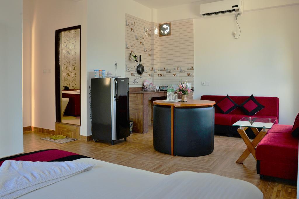 Hotel City Inn - Mountain View Покхара Экстерьер фото