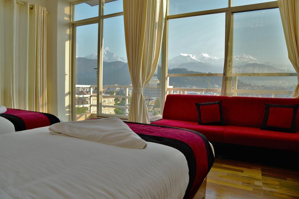 Hotel City Inn - Mountain View Покхара Экстерьер фото