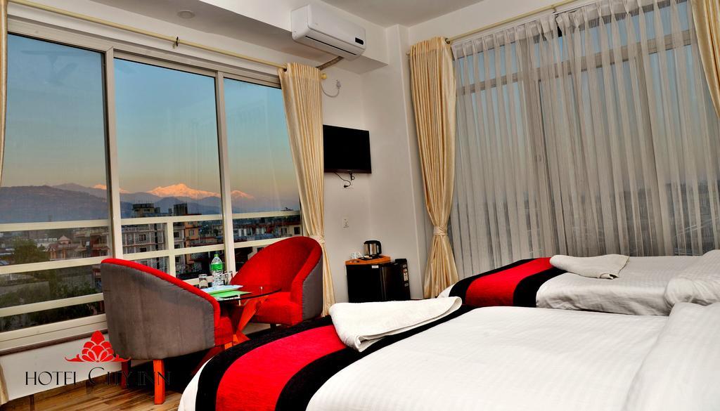 Hotel City Inn - Mountain View Покхара Экстерьер фото
