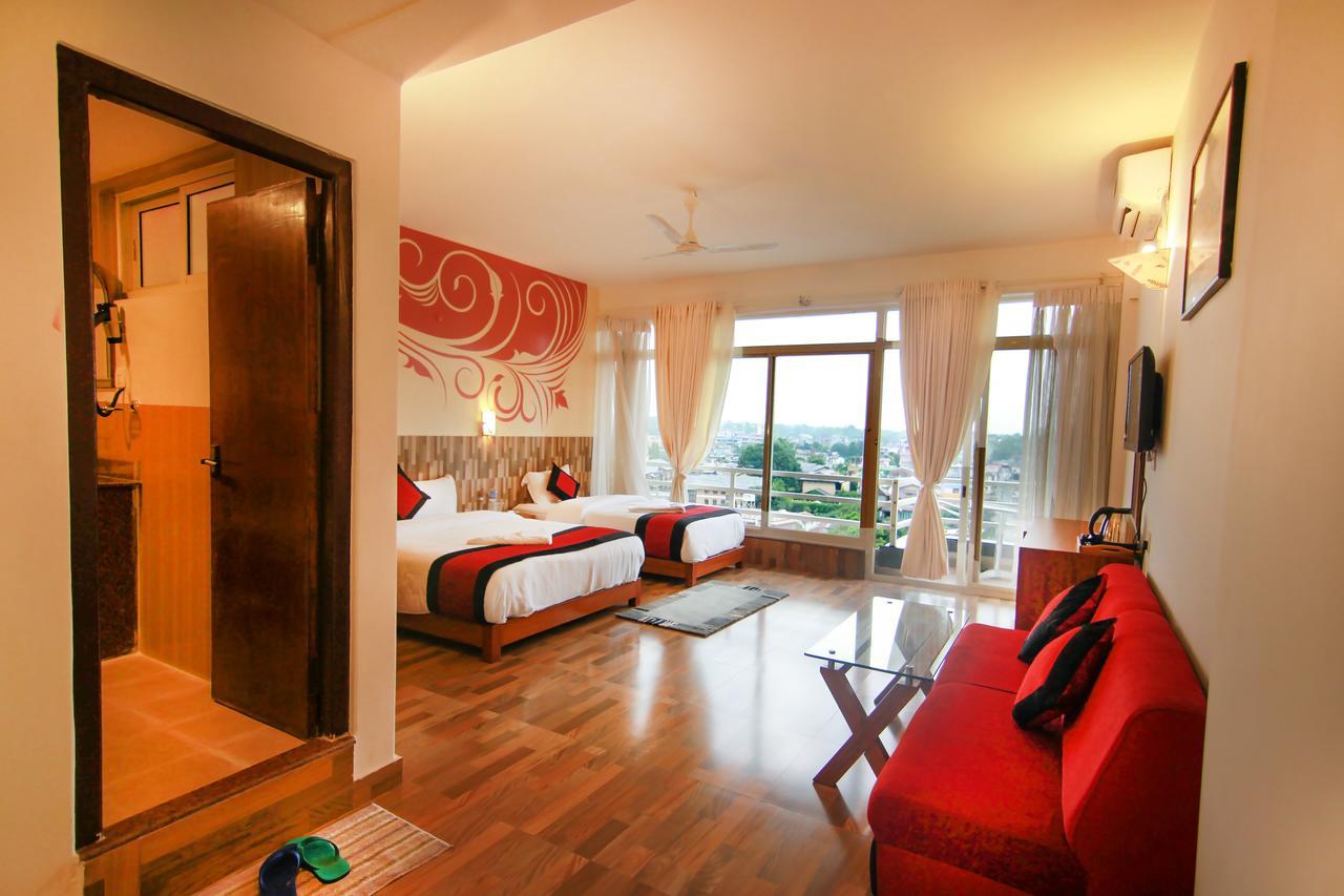 Hotel City Inn - Mountain View Покхара Экстерьер фото