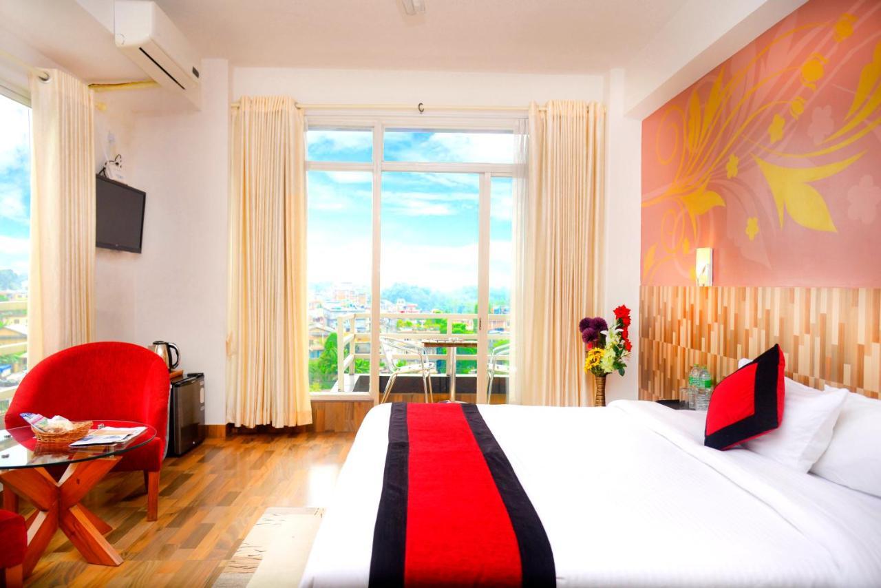Hotel City Inn - Mountain View Покхара Экстерьер фото